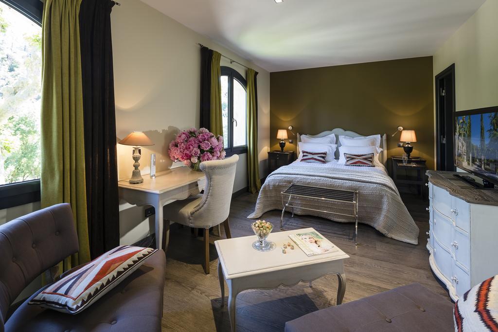 Hostellerie Les Gorges De Pennafort Callas Номер фото