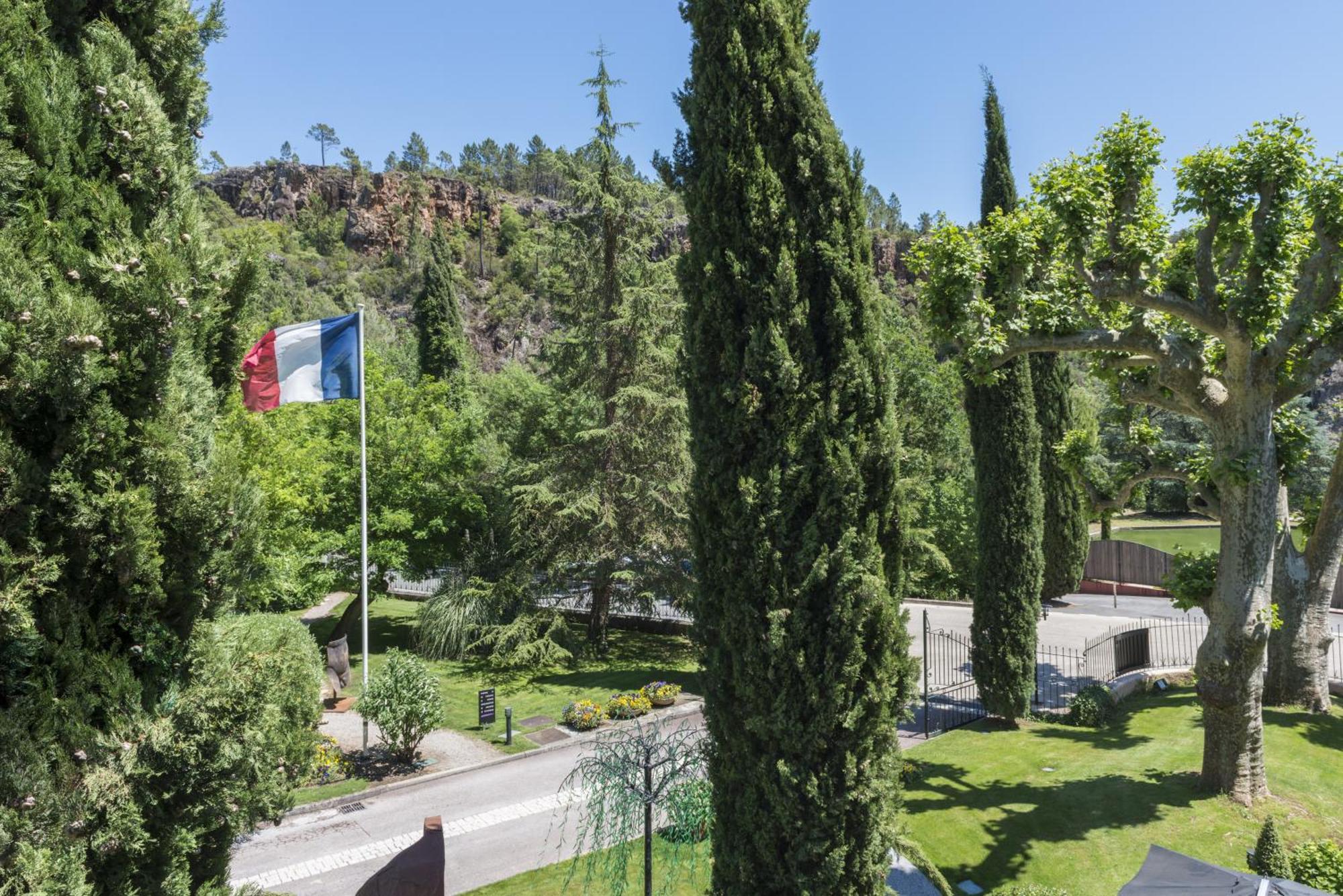 Hostellerie Les Gorges De Pennafort Callas Номер фото